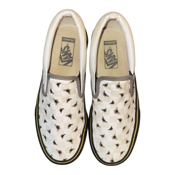 Vans Custom Classic Slip-On Sneakers Limited Edition Bee Pattern Women’s Size 8 - Picture 6 of 8